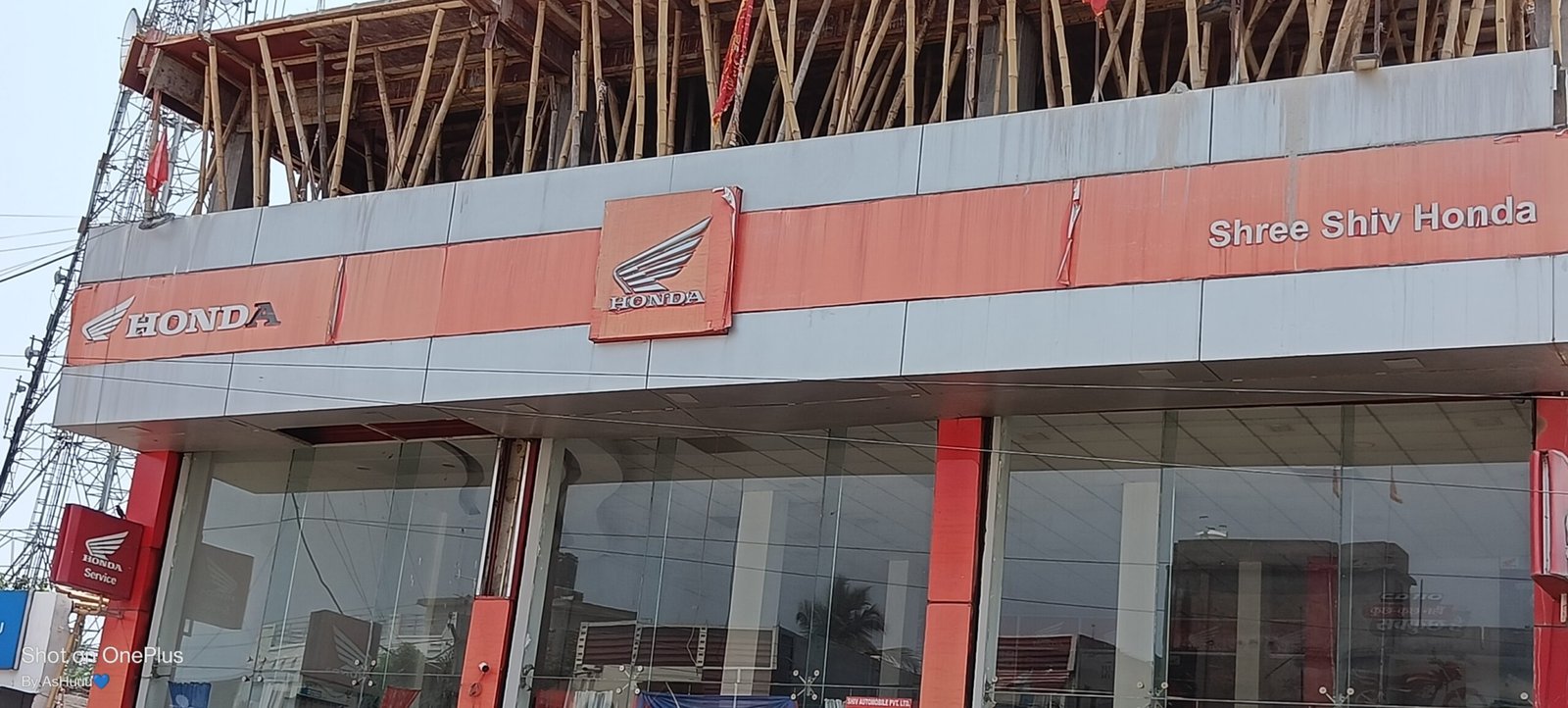 Honda showroom